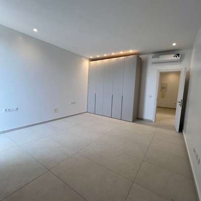 Appartement à louer  aux almadies image 2