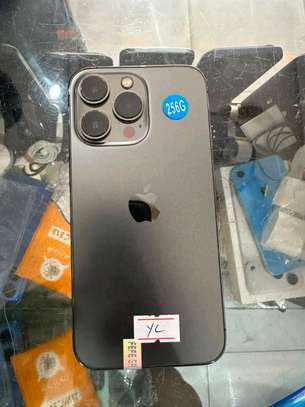 Iphone 13 pro image 2