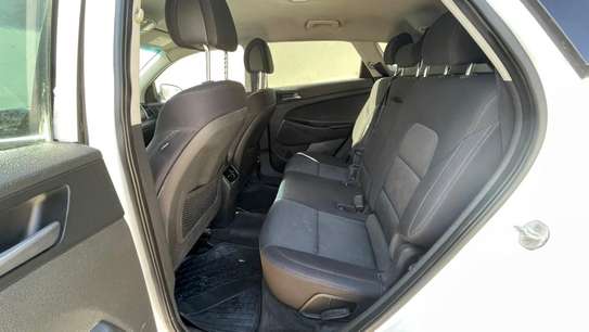 Hyundai Tucson image 9
