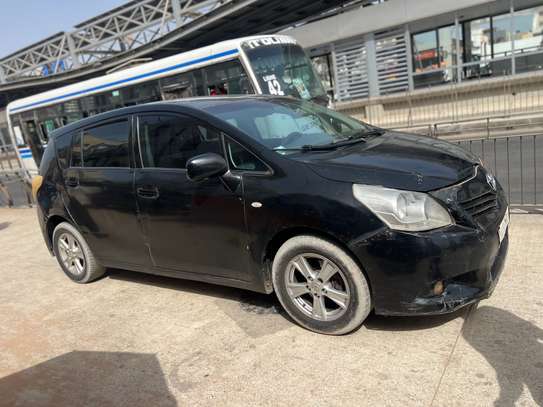 Toyota verso 7 place d’origine image 5