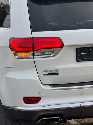 Jeep Grand Cherokee 4x4 SUV blanc spacieux image 12