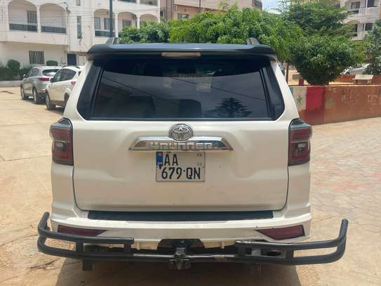TOYOTA 4RUNER image 9