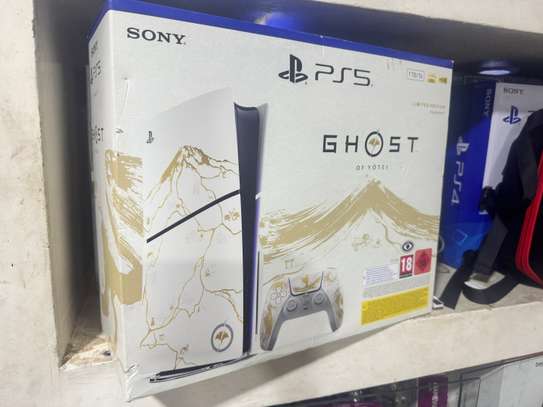 PlayStation 5 Slim Edition Limité Ghost of Yotei image 3