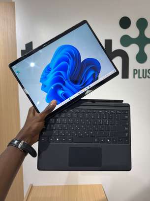 Surface Pro 8 - I5 11e Génération | 8GB RAM | 512GB SSD image 5
