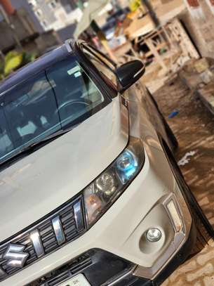 Suzuki vitara image 2