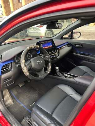 Toyota C-HR image 7