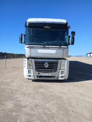 RENAULT MAGNUM 2013 AUTOMATIQUE ENSEMBLE TRACTEUR ET VAGON image 2