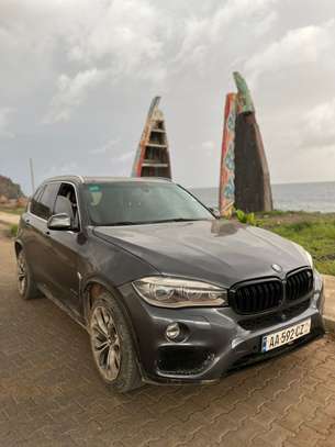 Voiture BMWX5 à vendre image 5