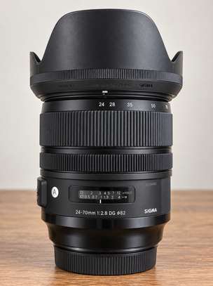 Canon EOS R8 image 3