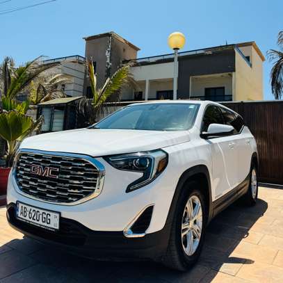 Location GMC Terrain image 2