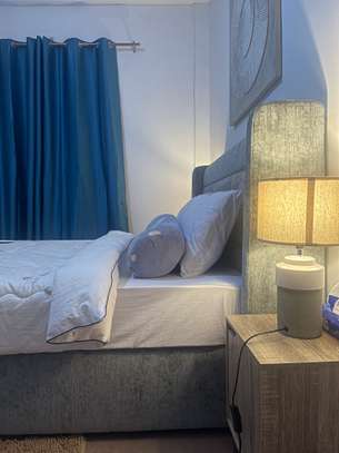 Chambre meublée image 2