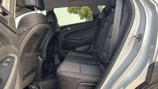 HYUNDAI TUCSON 2018 image 10