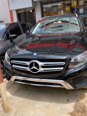 Mercedes GLC 300 4MATIC 2017 image 2