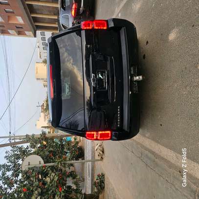 Chevrolet suburuban LTZ 2017 full options 8 clinder image 2