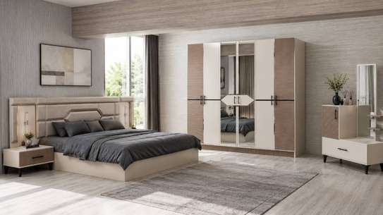 CHAMBRE A COUCHER ARMOIRE 6BATTANTS 5PIECES image 2