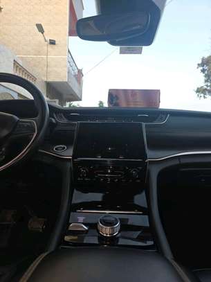 Grand jeep cherokee Limited 2022 image 4
