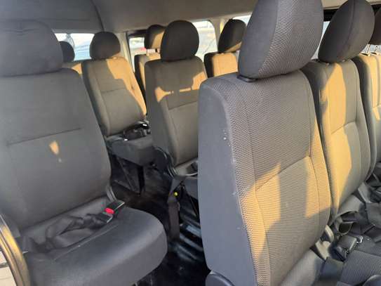 Toyota Hiace 2018 image 12