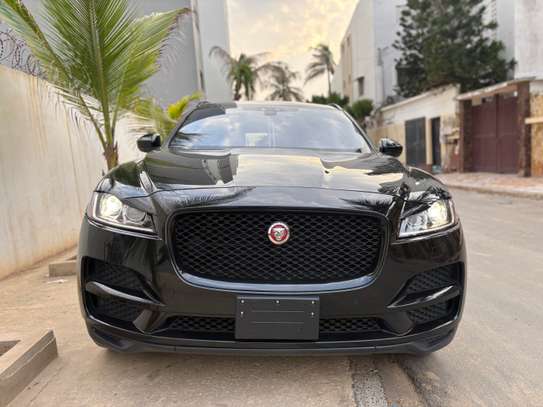 Jaguar F pace 2018 image 11