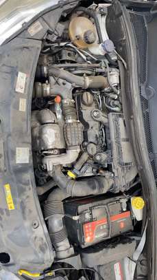 PEUGEOT 208 2015 image 7