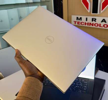 Dell XPS 15 9530 i9 rtx 4070 image 2