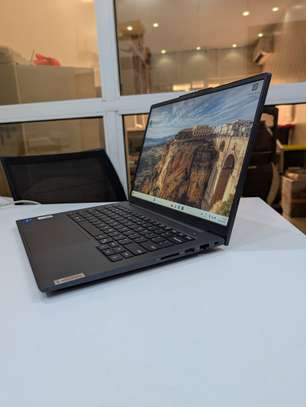 Lenovo DISDST 14 pouces i5 13th 16g de ram 256 image 3