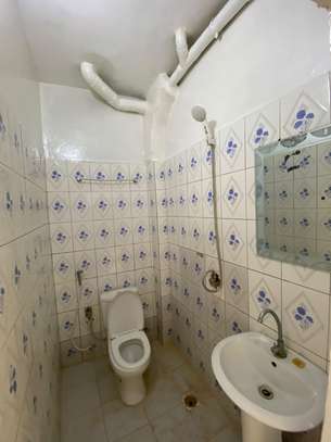 Magnifique appartement de type F3 à louer à Ouakam image 5