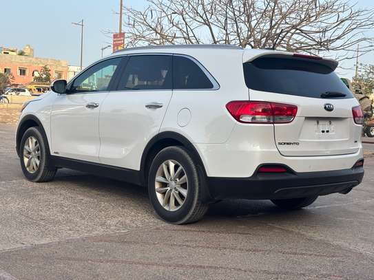 KIA SORENTO 2017 image 4
