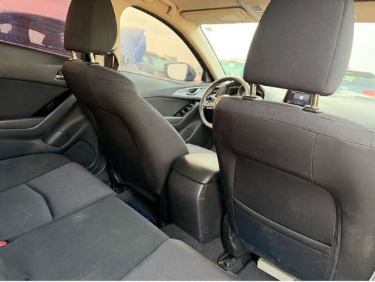 Location Mazda 3 2018 Coupé Sport image 9