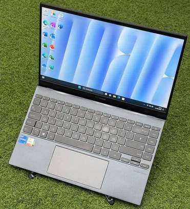 ASUS ZENBOOK 14 UX425EA image 2