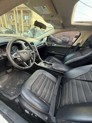 FORD FUSION SE 2017 image 5