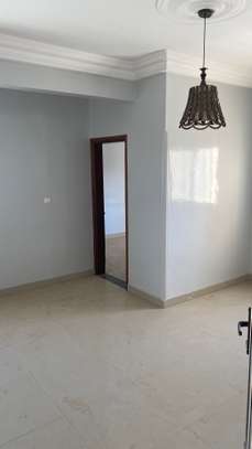 GRAND APPARTEMENT SPACIEUX A COMICO AEROPORT YOFF image 8
