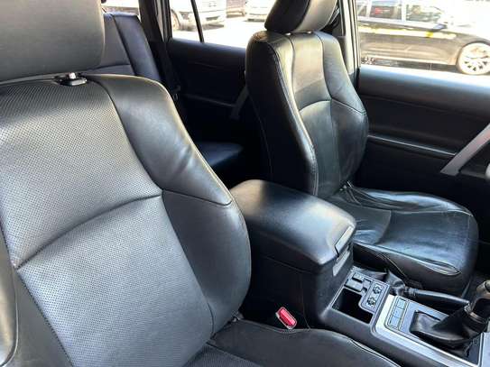 Toyota land cruiser prado image 11