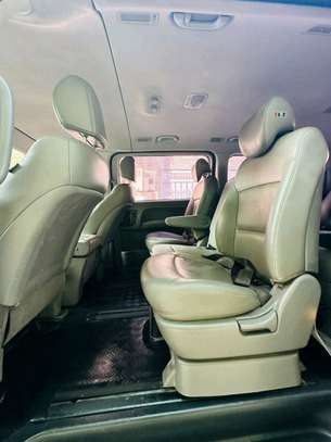 Hyundai grand starex 2018 image 3