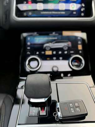Range Rover Velar 2021 image 4