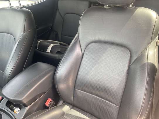 Hyundai Santafé image 6