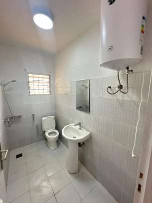 Magnifique villa R+1 à louer image 15