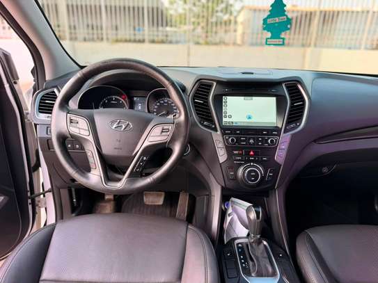 HYUNDAI SANTAFE Année : 2017 image 5