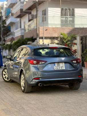 Mazda 3 année 2018 image 5