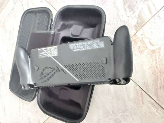 Console ASUS ROG Ally X 7"  16Go 1To image 3