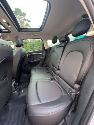Mini Cooper Countrymane S 2018 image 8