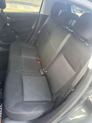 Peugeot 208 manuel diesel venant image 7