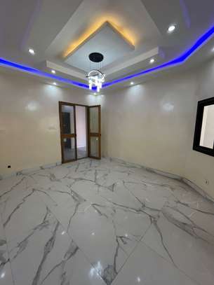 Appartement F4 à louer – Grand Yoff image 8