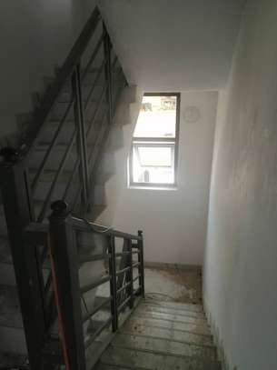 Appartement F3 à louer à Yoff près de la route image 2