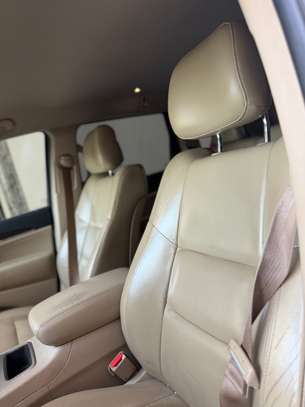 Jeep grand Cherokee image 8
