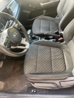 Kia Rio 2018 Berline compacte économique image 5