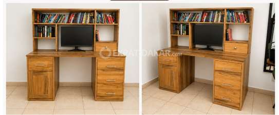 Meubles Chambre à coucher Bois Massif (lit, armoire, bureau) image 3