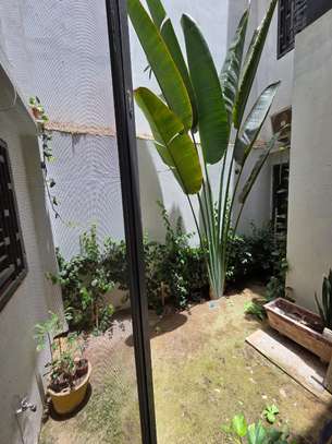 Duplex à louer aux almadies image 7