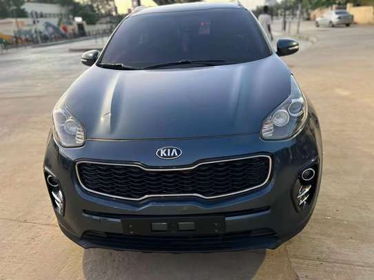 Kia sportage SUV 2018 Gris foncé image 6
