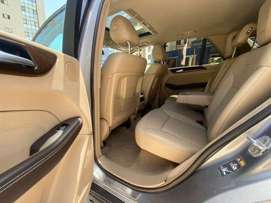 Mercedes ML 350 image 3