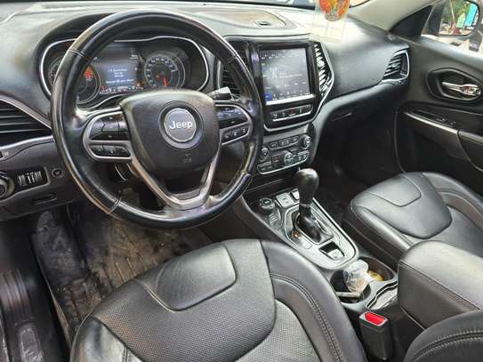 JEEP Cherokee *2019* image 3